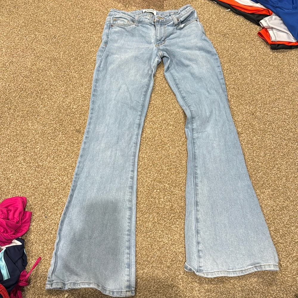Women’s jeans
